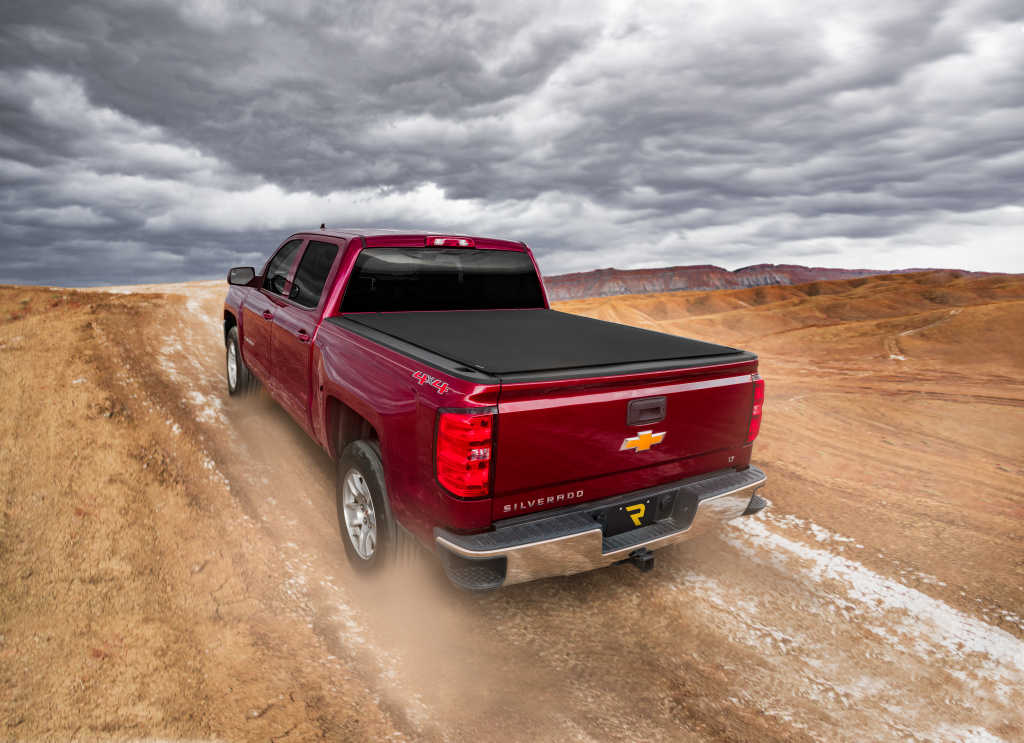 thumbnail image 2 of Truxedo 1484901 Pro X15 Tonneau Cover For 19-26 RAM 1500 5.7' Short Bed 2 of 11