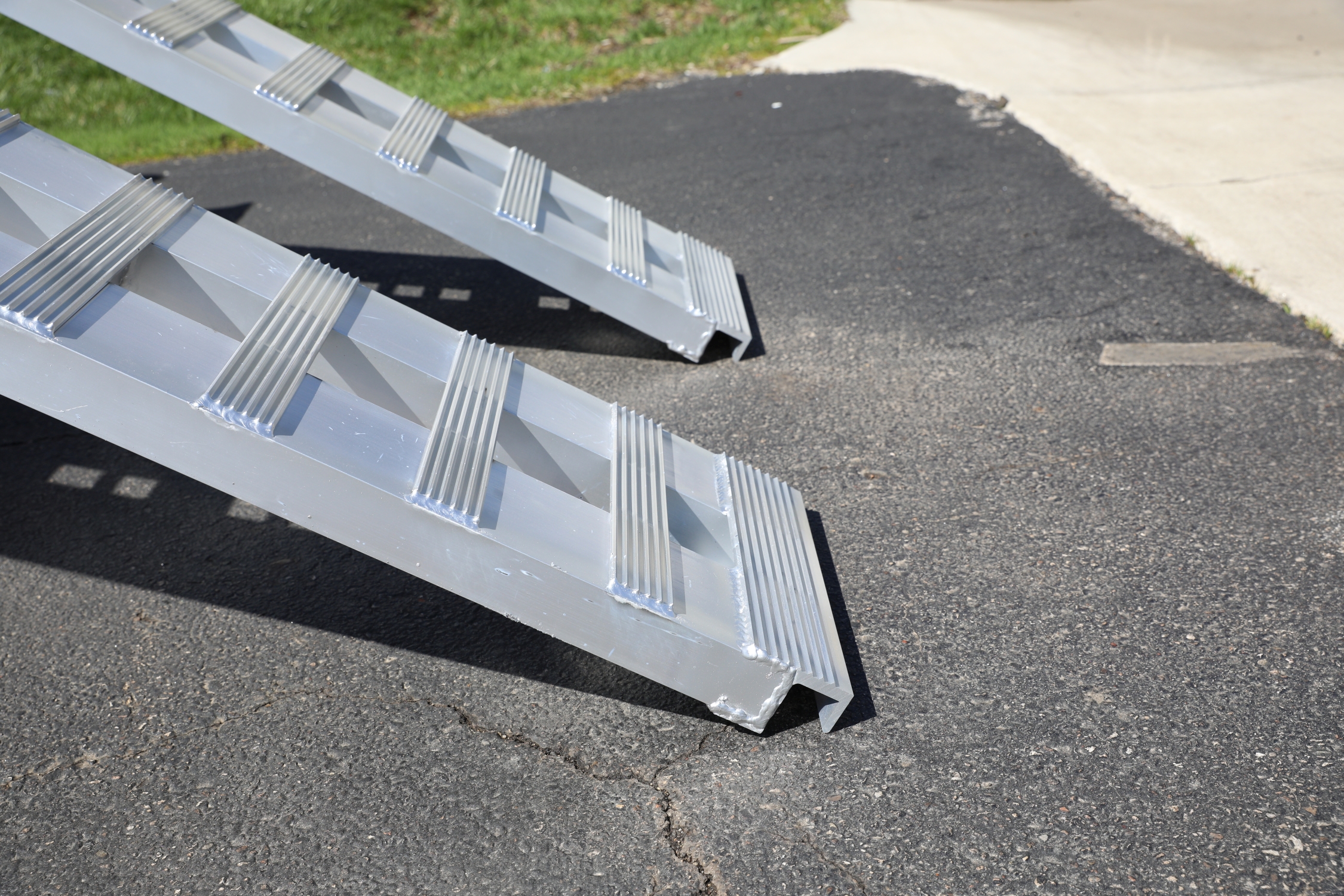 Sharp Ramps Gen-Y 1 pair Heavy Duty 10 foot Aluminum Loading Ramps 15