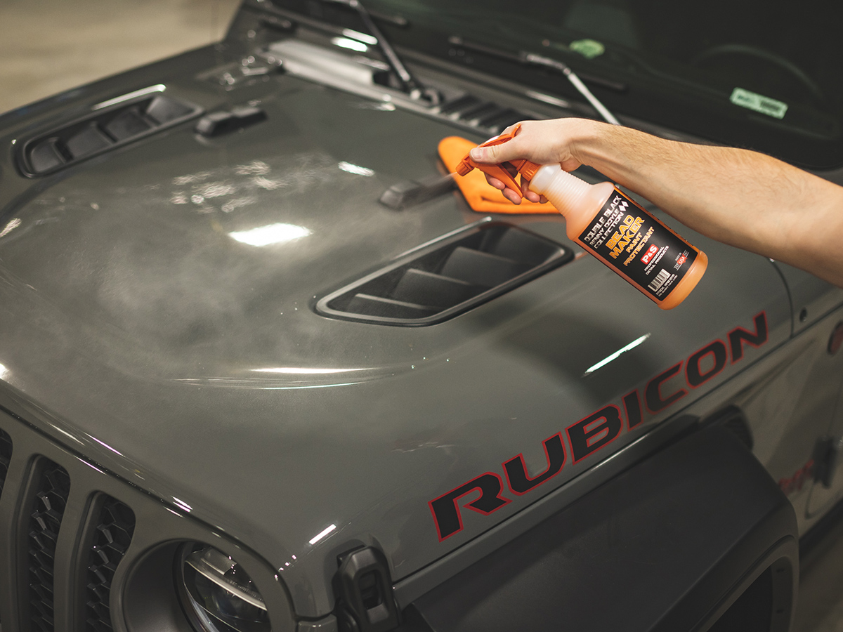 thumbnail interactive-video image 1 of P&S BEAD MAKER 473ml – Spray-On Paint Protectant, Hydrophobic Shine 1 of 3