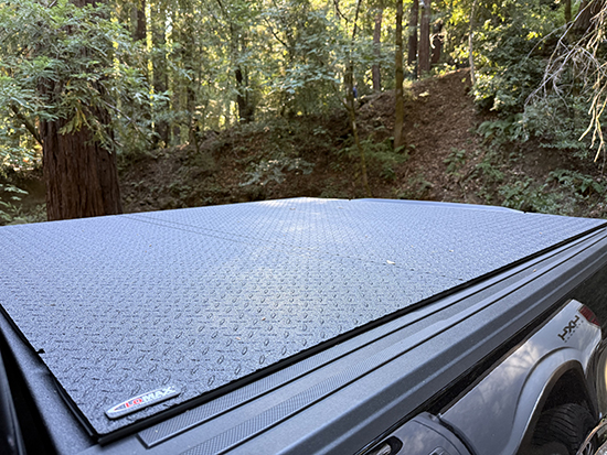 DSI Automotive - LOMAX Hard Tri-Fold Cover - Urethane Diamond