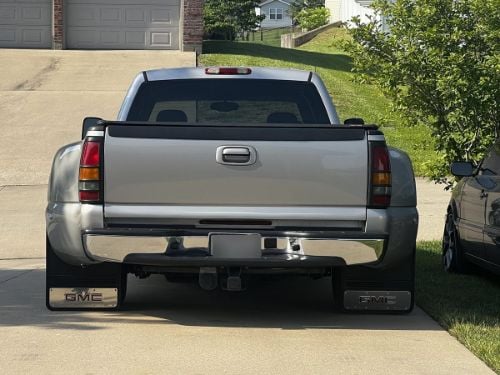 Truck Hardware Gatorback 19"x24" Dually GMC Red Mud Flaps customer photo