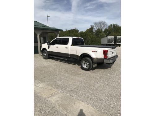 Truck Hardware Gatorback 12"x23" F-350 Cut Mud Flaps - Aluminum Screws customer photo