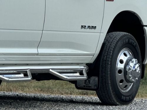 Truck Hardware Gatorback RAM Head Mud Flaps - Front Pair - Fits