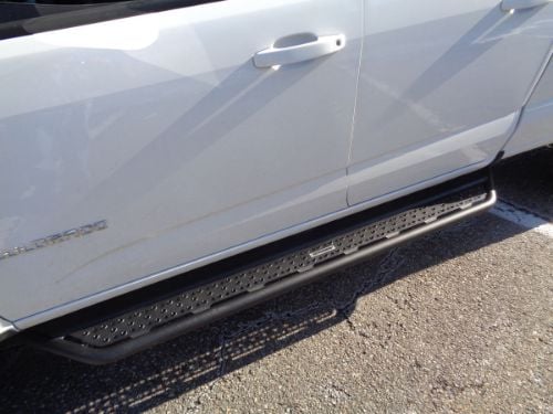 Go Rhino Dominator D6 Side Steps customer photo