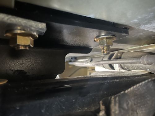 Curt Under-Bed 5th Wheel Brackets customer photo