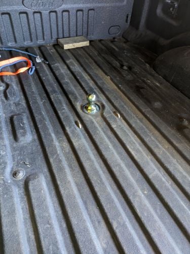 B&W Turnoverball Gooseneck Hitches customer photo