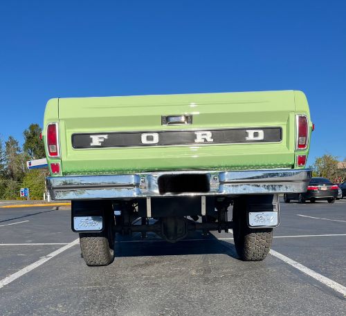 Truck Hardware Gatorback 12"x23" Ford Script Mud Flaps customer photo