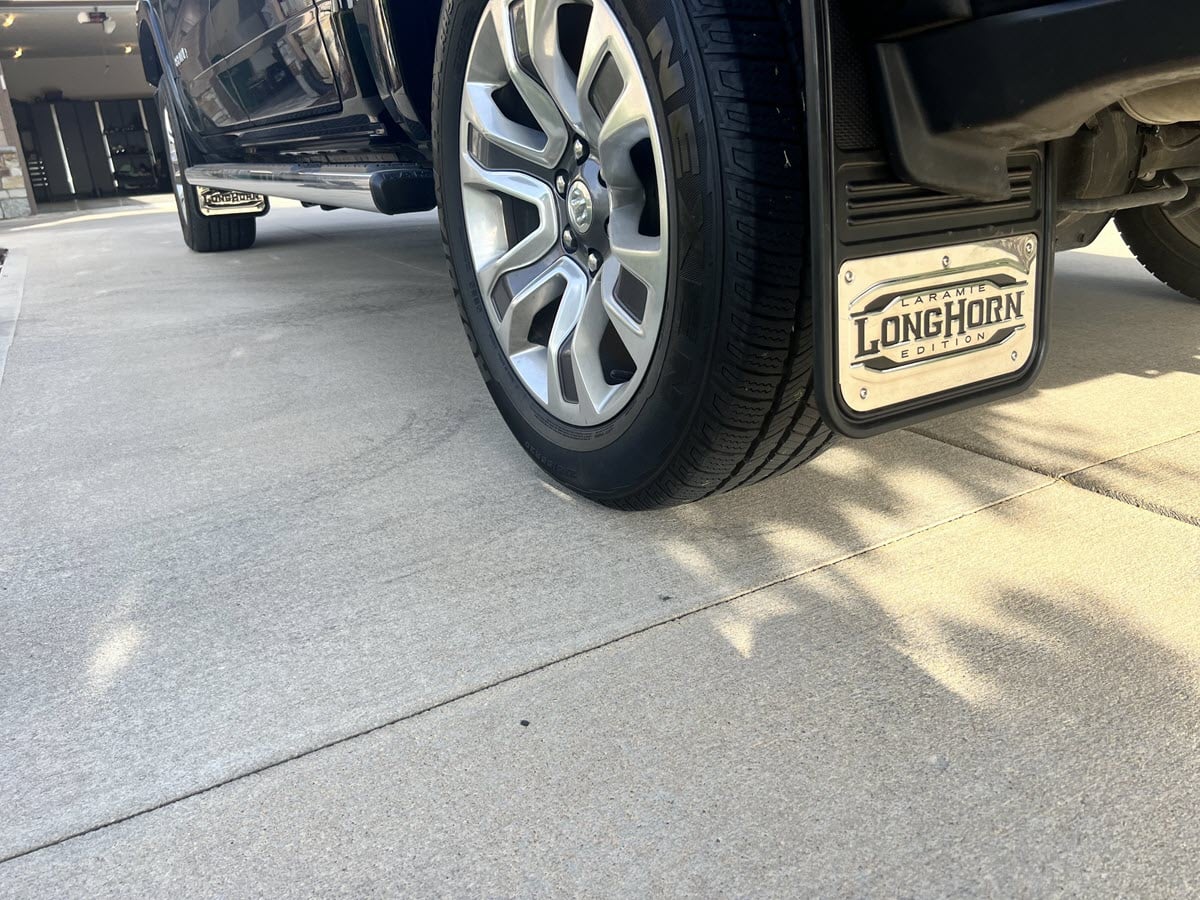 Truck Hardware Gatorback Laramie Longhorn Mud Flaps - Set of 4