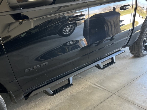 N-Fab EpYx Cab Length Step System customer photo