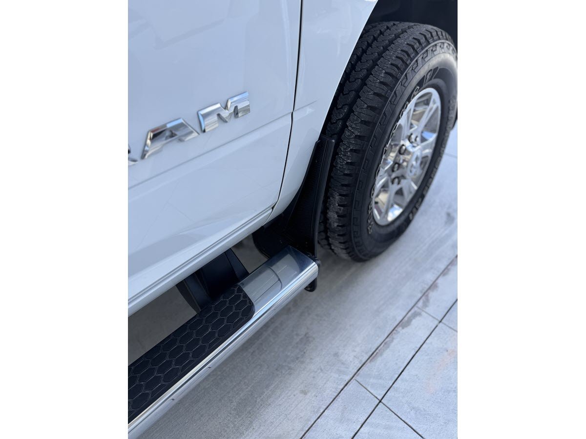 Truck Hardware Gatorback Rubber Mud Flaps - Set of 4 - Fits