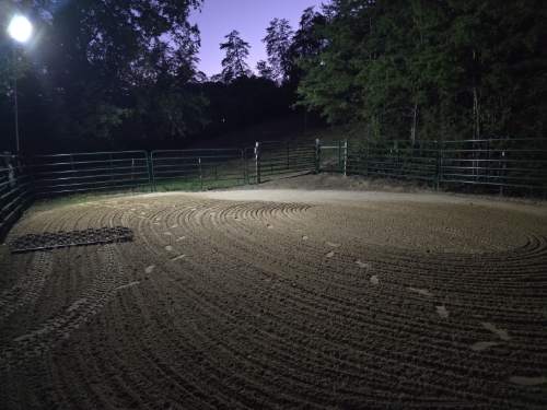 Ranch Hand Fence Mount Solar Lighting System - 1000W customer photo