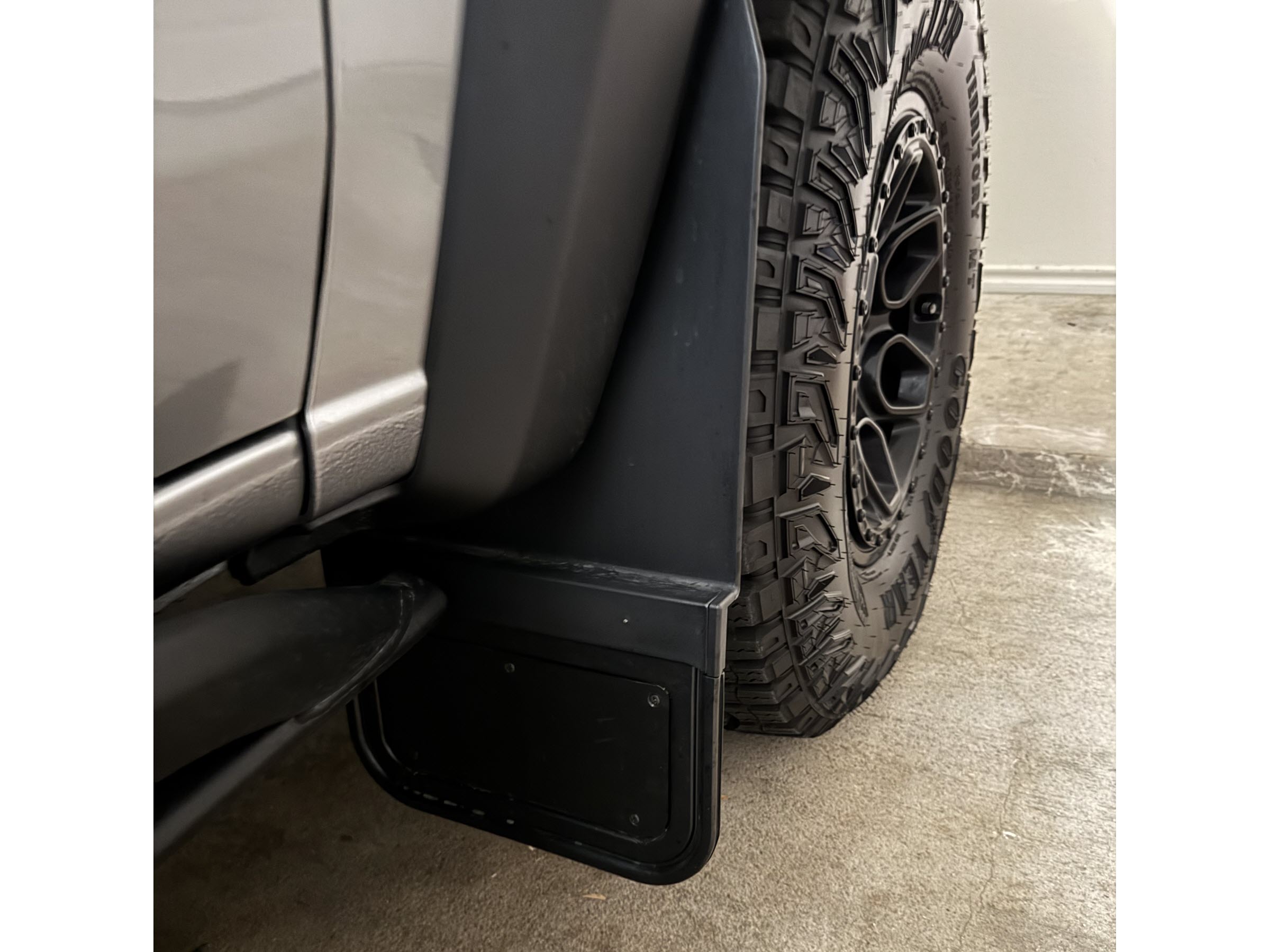 Truck Hardware Gatorback Rubber Mud Flaps - Set of 4 - Fits 2024