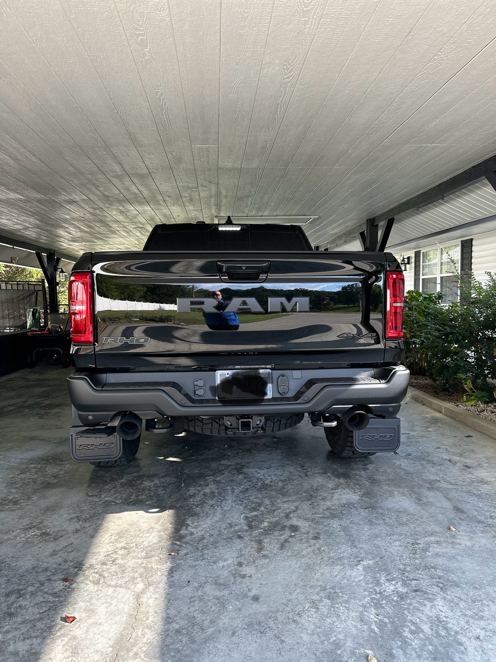 ぐらす Truck Hardware Gatorback Black Anodized RHO Text Mud Flaps - Set