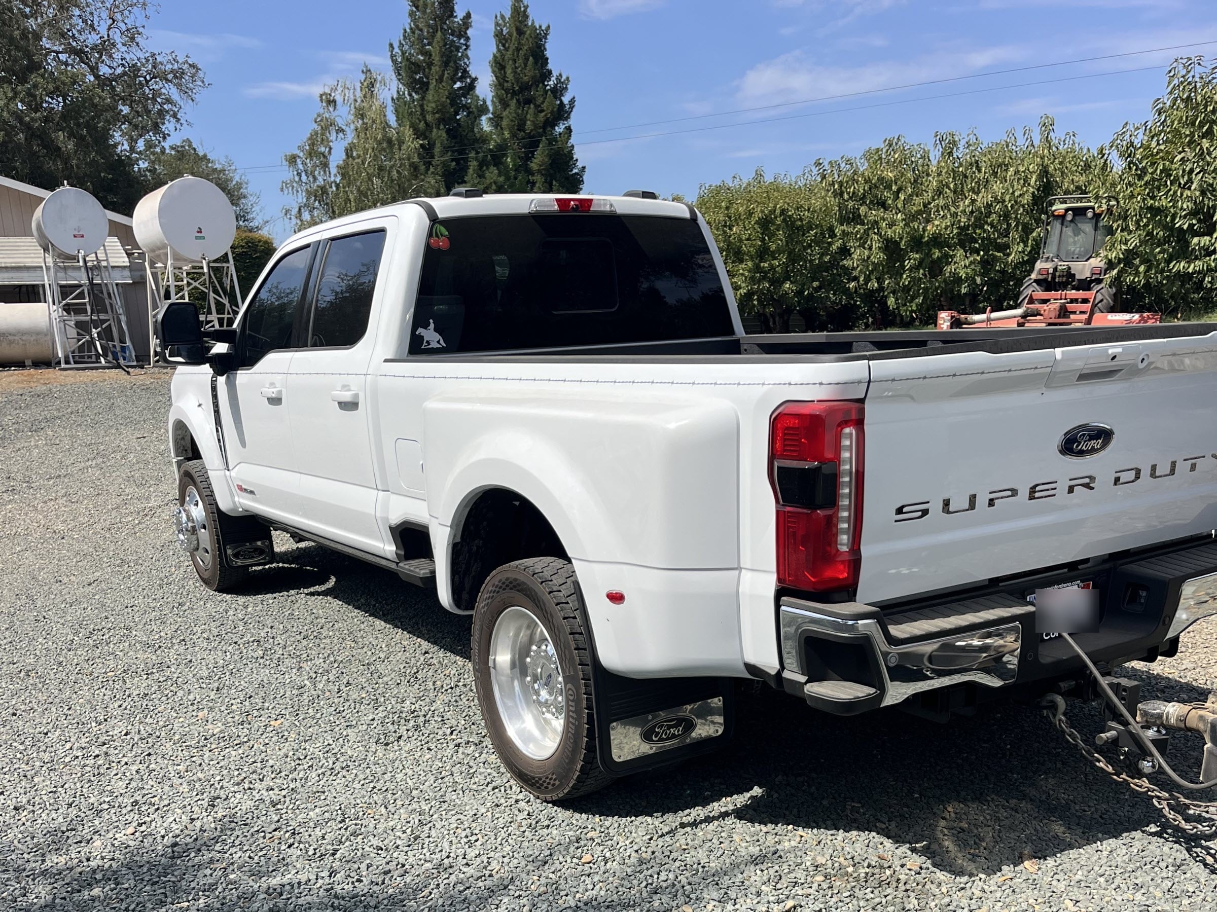Truck Hardware Gatorback Black Ford Oval Mud Flaps - Front Pair