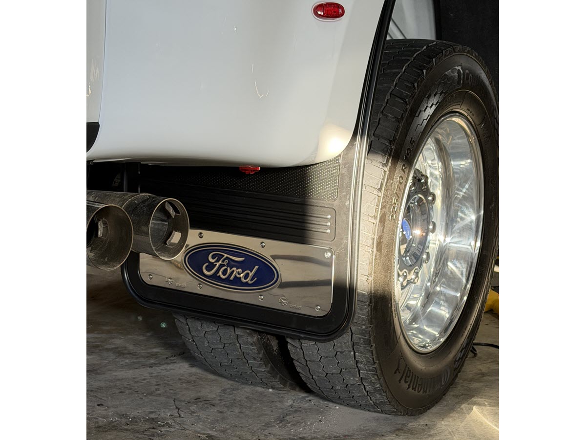 Truck Hardware Gatorback Blue Ford Oval Mud Flaps - Set of 4