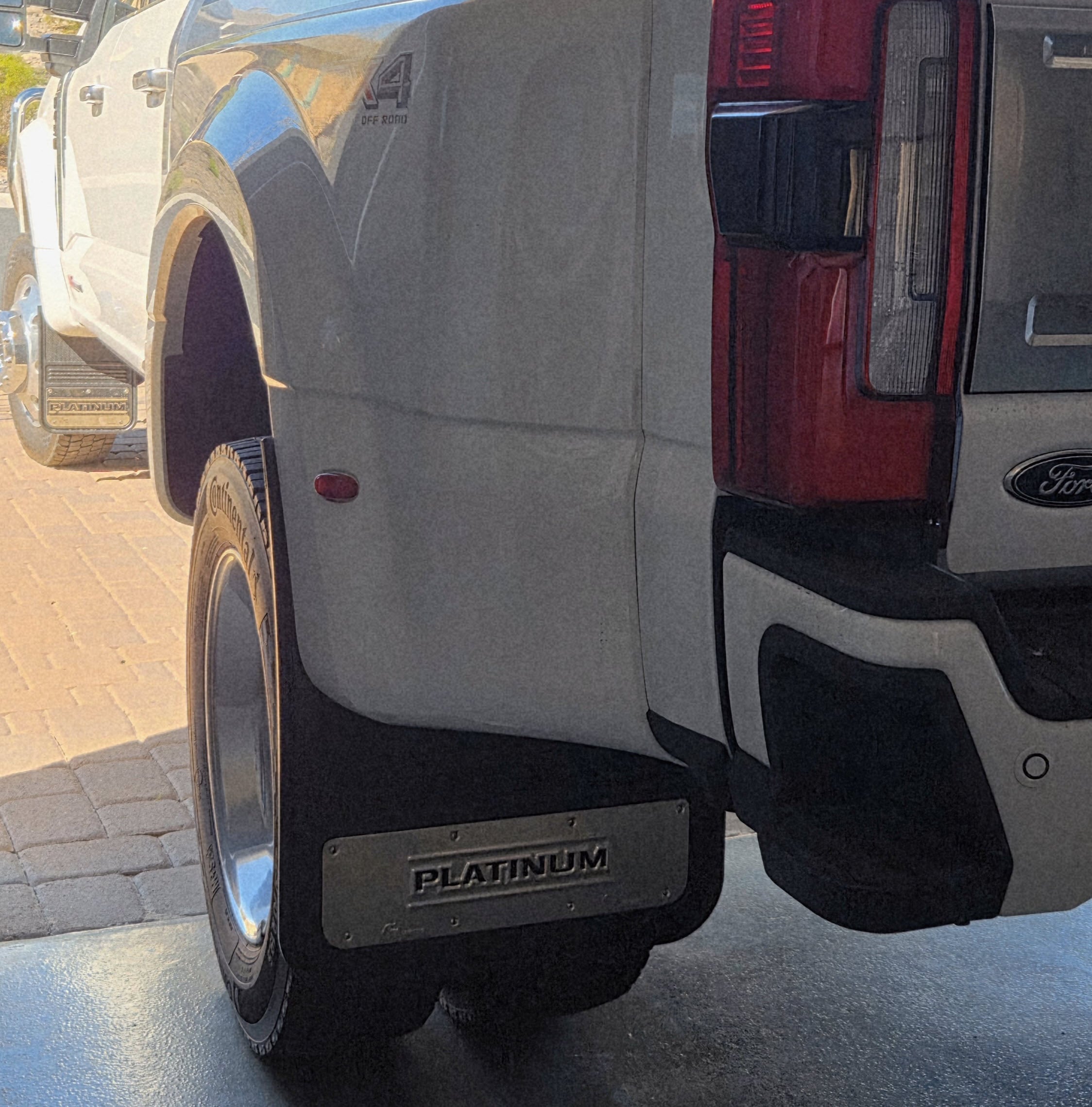 Truck Hardware Gatorback Platinum Mud Flaps - Front Pair - Fits