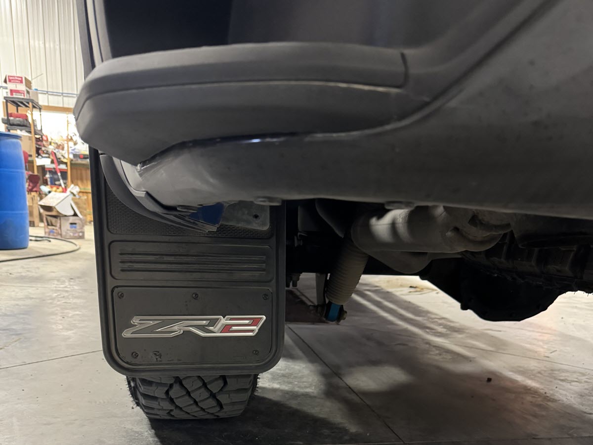 Truck Hardware Gatorback Black Wrap ZR2 Mud Flaps - Set of 4