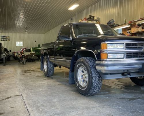 Truck Hardware Gatorback 14"x18" Black Bowtie Wrap Mud Flaps - Brackets Required customer photo