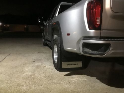 Truck Hardware Gatorback 21"x24" Dually Denali Mud Flaps customer photo