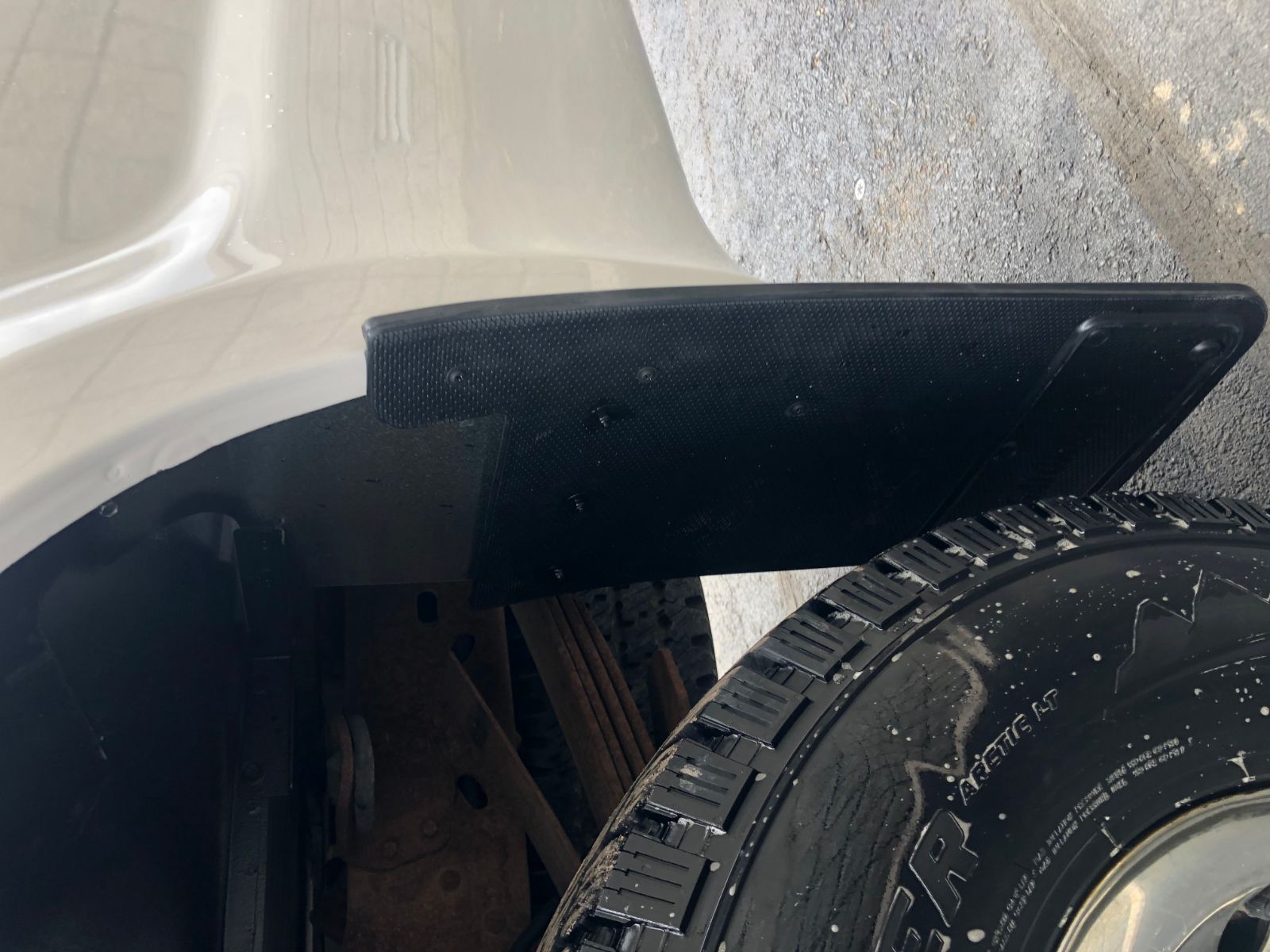 Truck Hardware Gatorback Mud Flap Brackets - 12